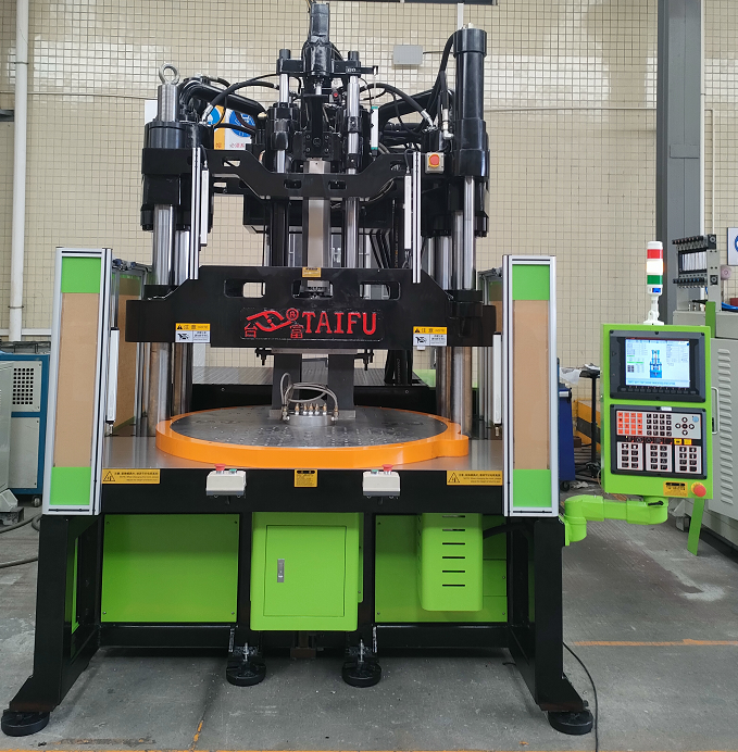 超低工作臺立式轉(zhuǎn)盤注塑機 超低工作臺立式轉(zhuǎn)盤注塑機